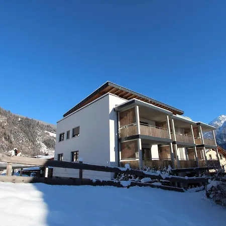 Modern In Neukirchen Am Gro Venediger *